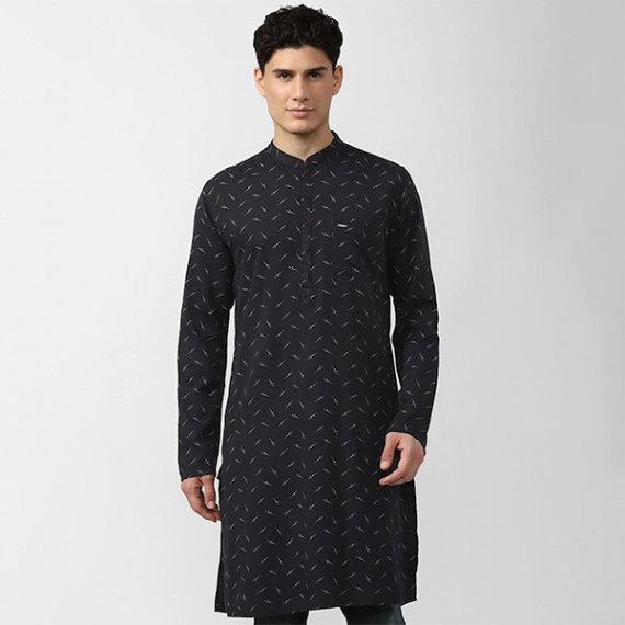https://zestystyles.in/products/men-black-geometric-printed-kurta-1