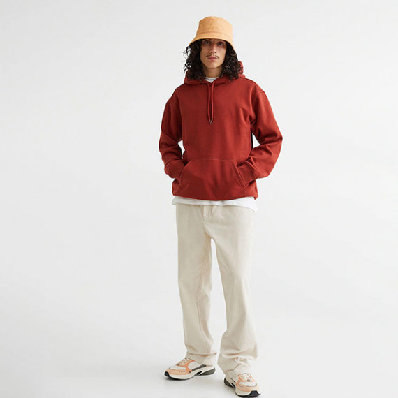 https://zestystyles.in/products/men-relaxed-fit-hoodie