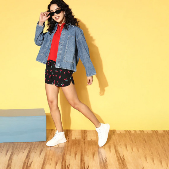 https://zestystyles.in/products/women-black-conversational-vacay-attire