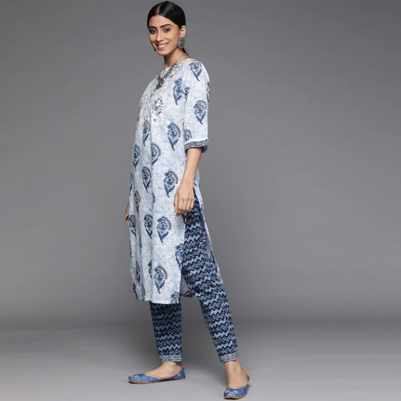 https://zestystyles.in/products/women-white-paisley-motifs-printed-pure-cotton-kurta-with-trousers-with-dupatta