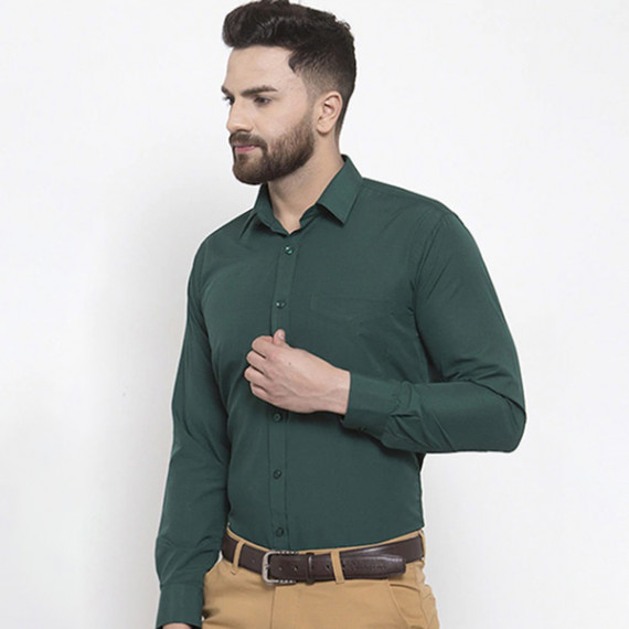 https://zestystyles.in/products/men-green-slim-fit-solid-formal-shirt