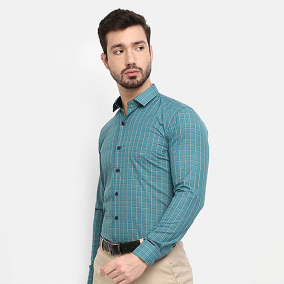 https://zestystyles.in/products/men-green-checked-formal-shirt