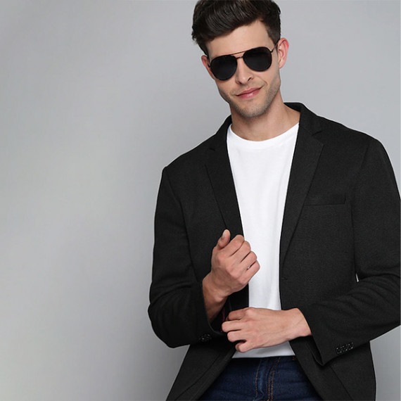 https://zestystyles.in/products/men-black-textured-regular-fit-single-breasted-blazer