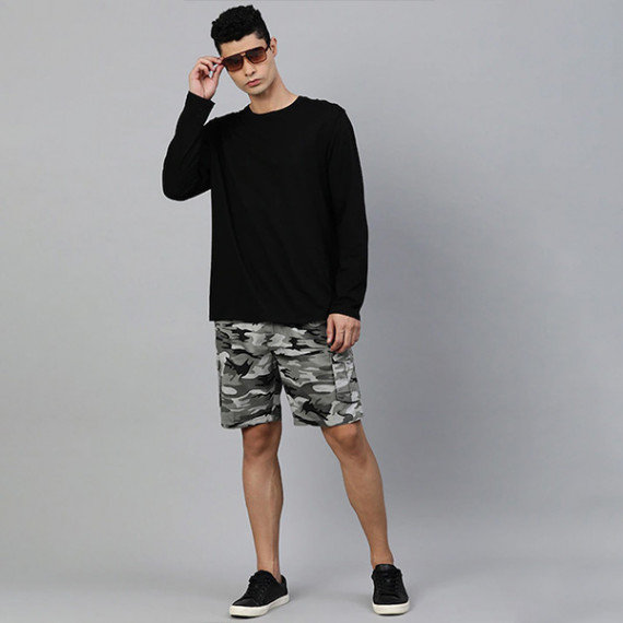 https://zestystyles.in/products/men-charcoal-grey-camouflage-printed-pure-cotton-cargo-shorts