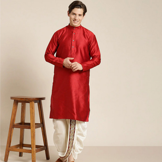 https://zestystyles.in/products/mens-cream-coloured-pure-cotton-double-layer-dhoti-gold-zari-border